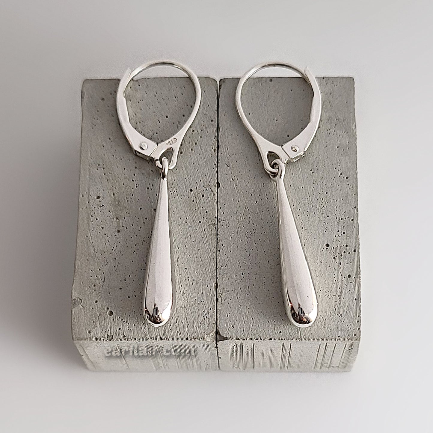 Sterling Silver Skinny Teardrop Dangle Earrings -- E279
