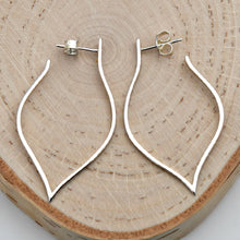 Load image into Gallery viewer, Sterling Silver Lotus Petal Post Earrings -- EF0009
