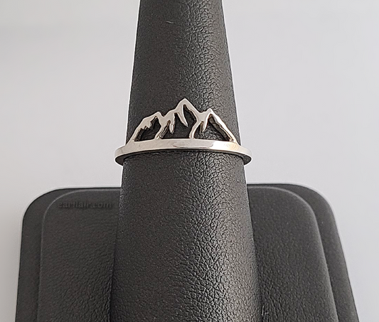 Sterling Silver Mountain Peaks Ring -- EF0015