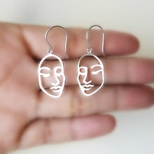Load image into Gallery viewer, Sterling Silver Openwork Face Earrings -- EF0121
