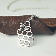 Load image into Gallery viewer, Sterling Silver Honeycomb with Bee Charm -- EF0150
