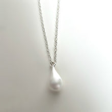 Load image into Gallery viewer, Sterling Silver Elegant Teardrop Necklace -- N209
