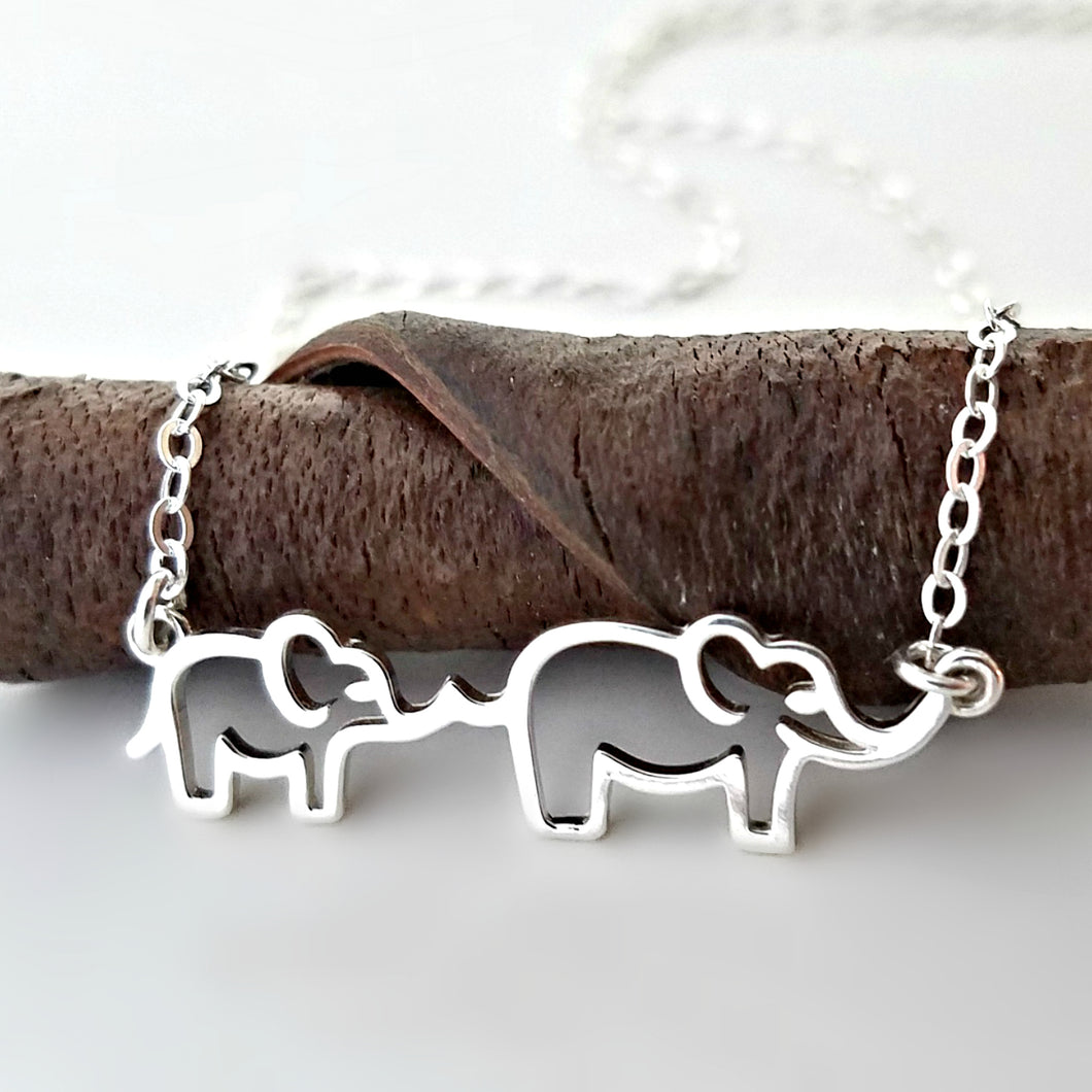 Sterling Silver Parent and Child Elephants Necklace -- EF0182