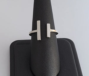 Sterling Silver Adjustable Bar Ring -- EF0190