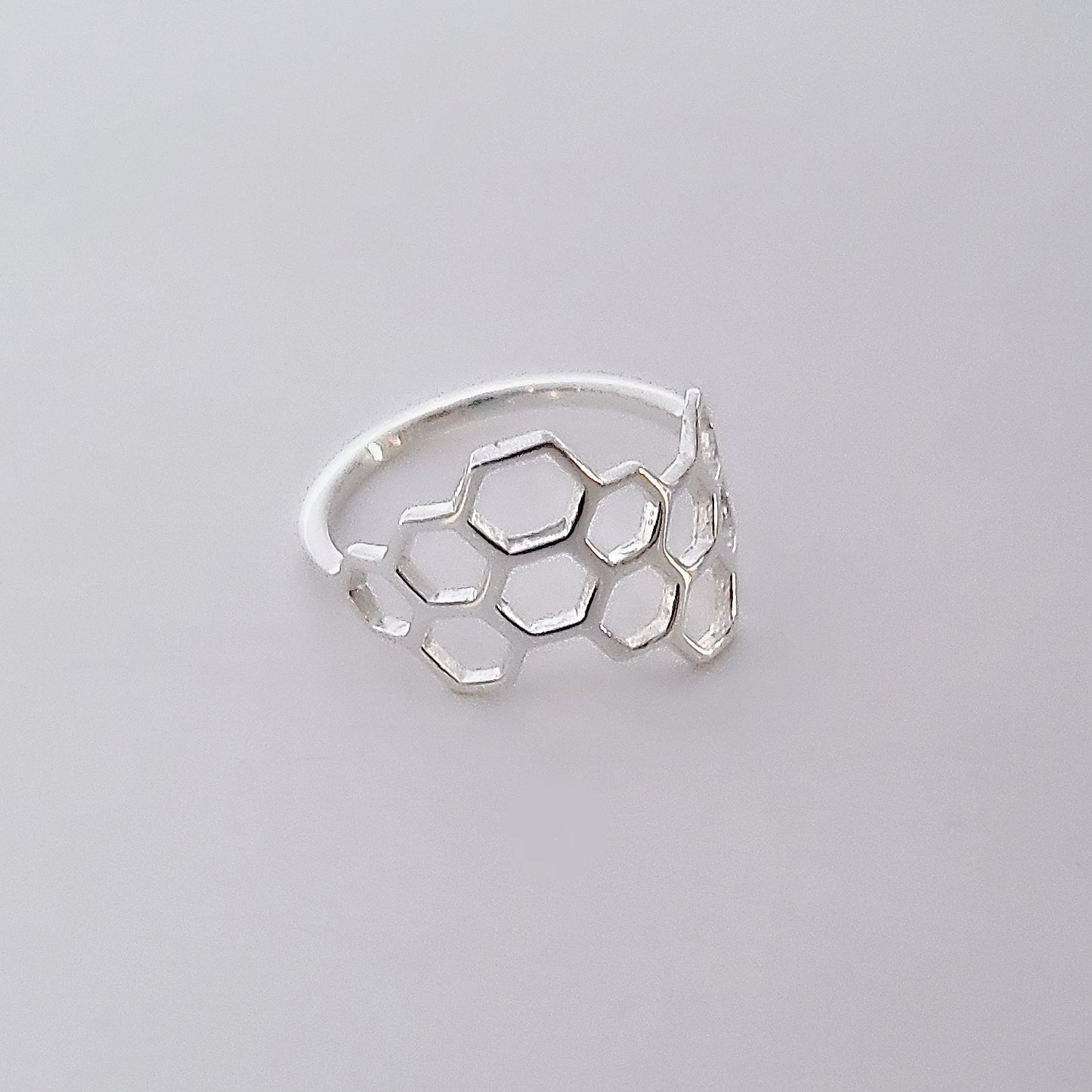 Sterling Silver Honeycomb Ring -- EF0226