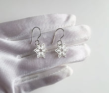 Load image into Gallery viewer, Sterling Silver Snowflake Dangle Earrings -- E281
