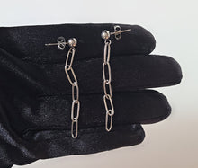 Load image into Gallery viewer, Long Chain Link Dangle Earrings -- E286
