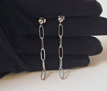 Load image into Gallery viewer, Long Chain Link Dangle Earrings -- E286
