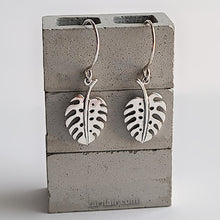 Load image into Gallery viewer, Sterling Silver Small Monstera Leaf Earrings -- EF0170
