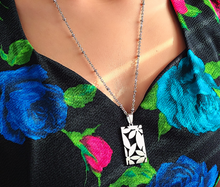 Load image into Gallery viewer, Stainless Steel Flower Cutout Necklace -- EF0246
